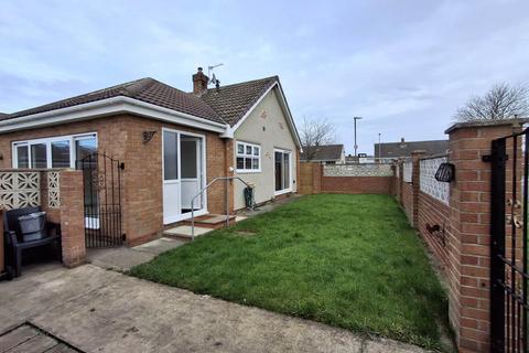 2 bedroom detached bungalow to rent, Spalding Road, Hartlepool