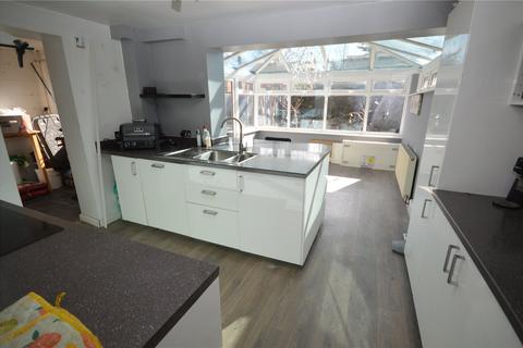undefined, Linnet Close, Luton, Bedfordshire, LU4