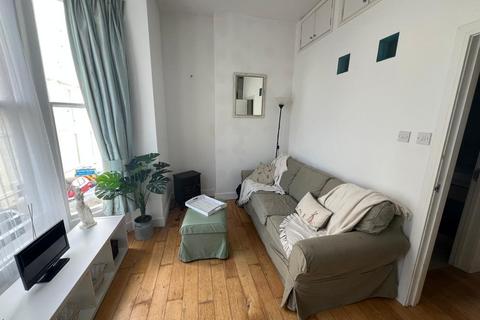 1 bedroom flat to rent, Sussex Road, ST. LEONARDS-ON-SEA