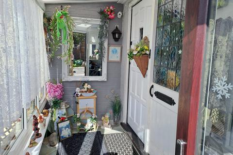 2 bedroom detached bungalow for sale, Pilot Road, Hastings