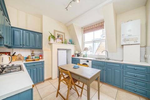 2 bedroom flat to rent, New Kings Road, London SW6
