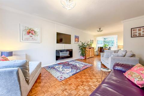 3 bedroom terraced house for sale, Bramble Close, Harpenden, Hertfordshire, AL5
