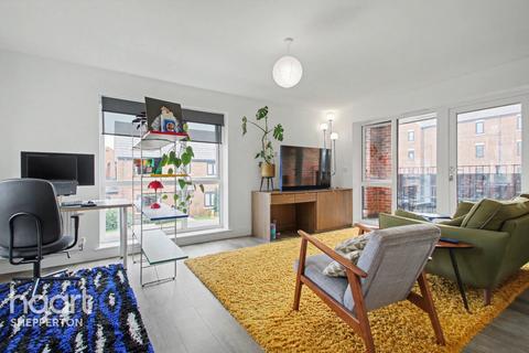 1 bedroom apartment for sale, Garrett Crescent, Ottershaw