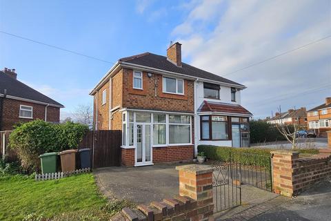 3 bedroom semi-detached house for sale, Victor Road, Solihull