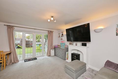 3 bedroom terraced house for sale, Amwell Court, Waltham Abbey