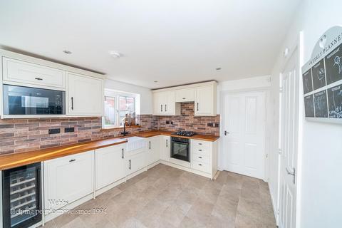 4 bedroom detached house for sale, Winding House Drive, Cannock WS12
