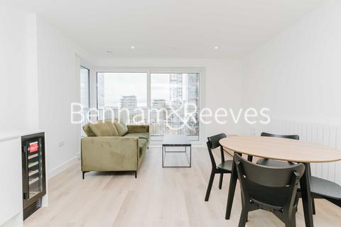 2 bedroom apartment to rent, Banks Road, Kidbrooke Village SE3