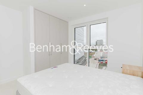 2 bedroom apartment to rent, Banks Road, Kidbrooke Village SE3