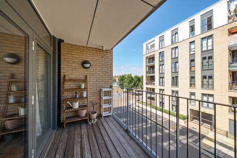 2 bedroom apartment for sale, Eythorne Road, London