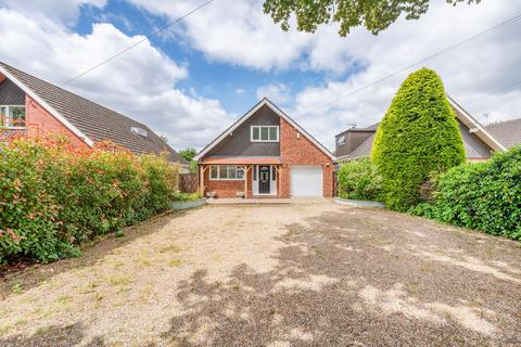 4 bedroom detached house for sale, Middletons Lane, Hellesdon