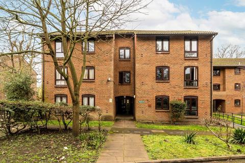 Claremont Grove, London W4