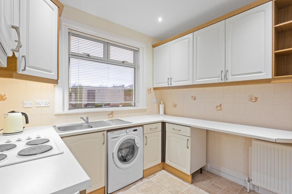 Kitchen of 40 Craigs Crescent