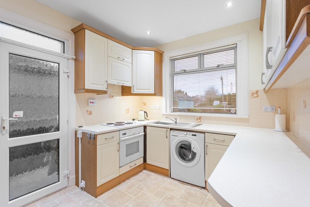 Kitchen of 40 Craigs Crescent