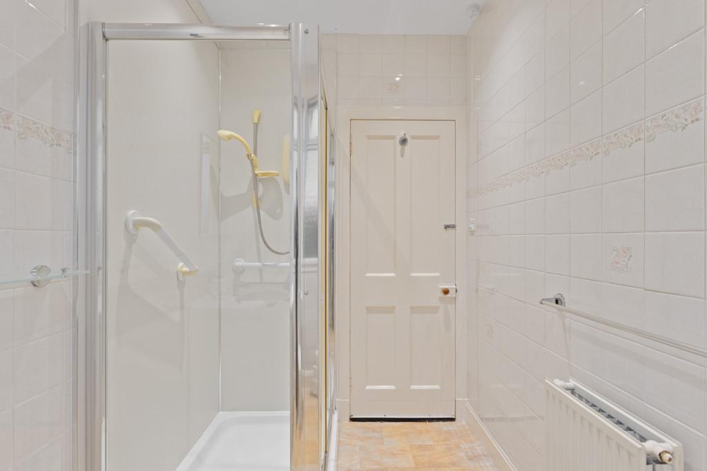 Shower room of 40 Craigs Crescent