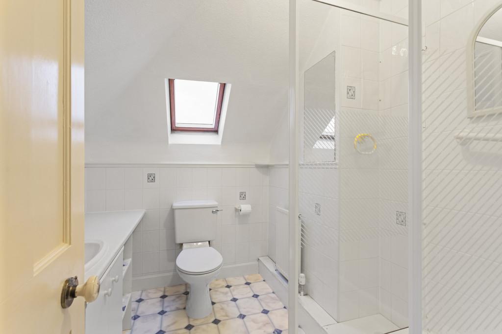 En suite shower room of 40 Craigs Crescent