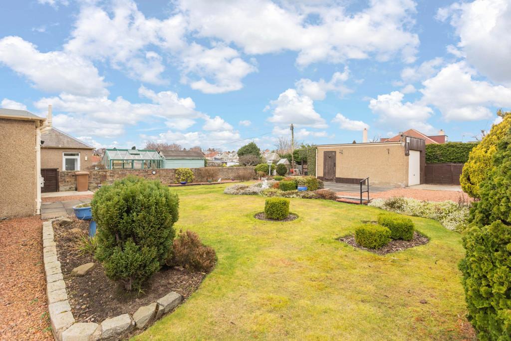 Garden of 40 Craigs Crescent