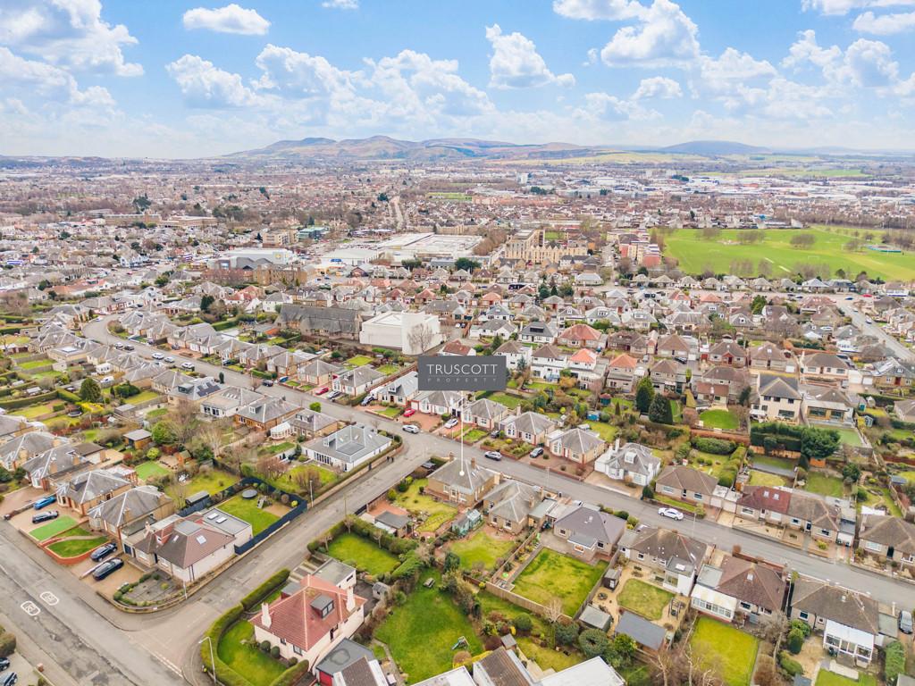 Overhead view of 40 Craigs Crescent