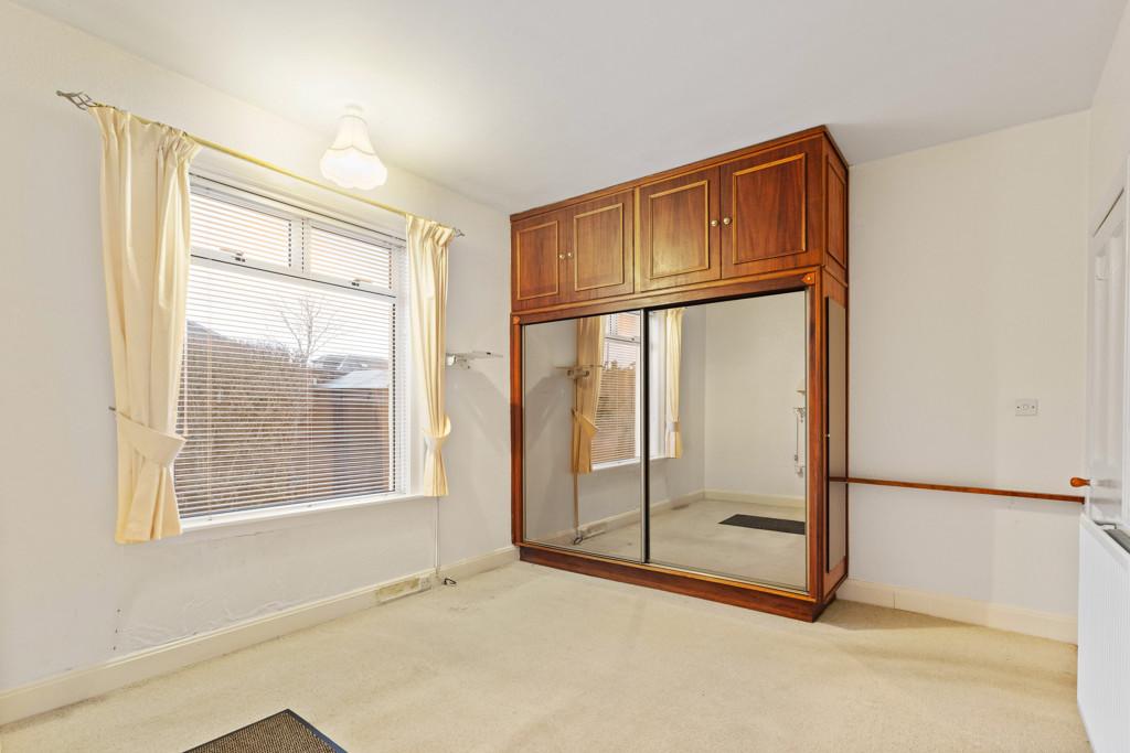 Double bedroom 2 of 40 Craigs Crescent