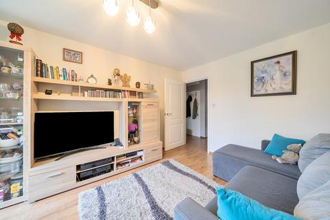 1 bedroom apartment for sale, Closemead Close, Northwood, Middlesex