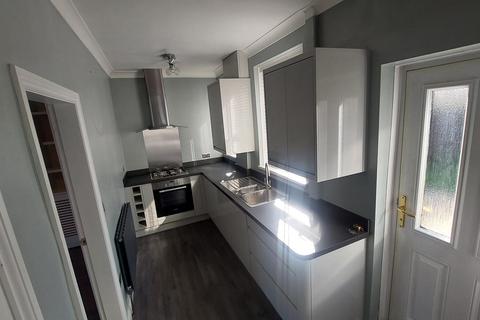 2 bedroom semi-detached house to rent, Courtfield Road, Newcastle upon Tyne NE6