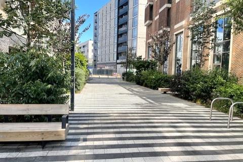 1 bedroom apartment to rent, Hayes UB3