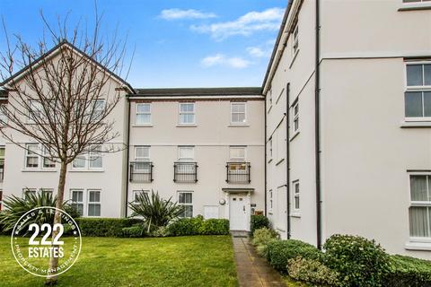 2 bedroom apartment to rent, Lulworth Place, Warrington