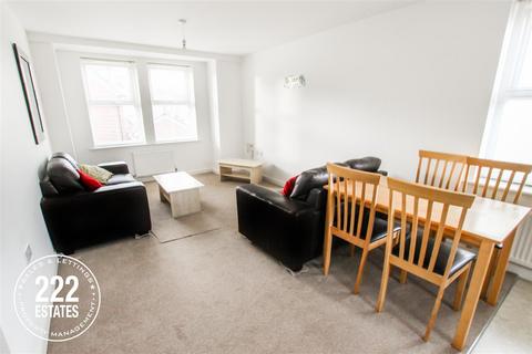 2 bedroom apartment to rent, Lulworth Place, Warrington