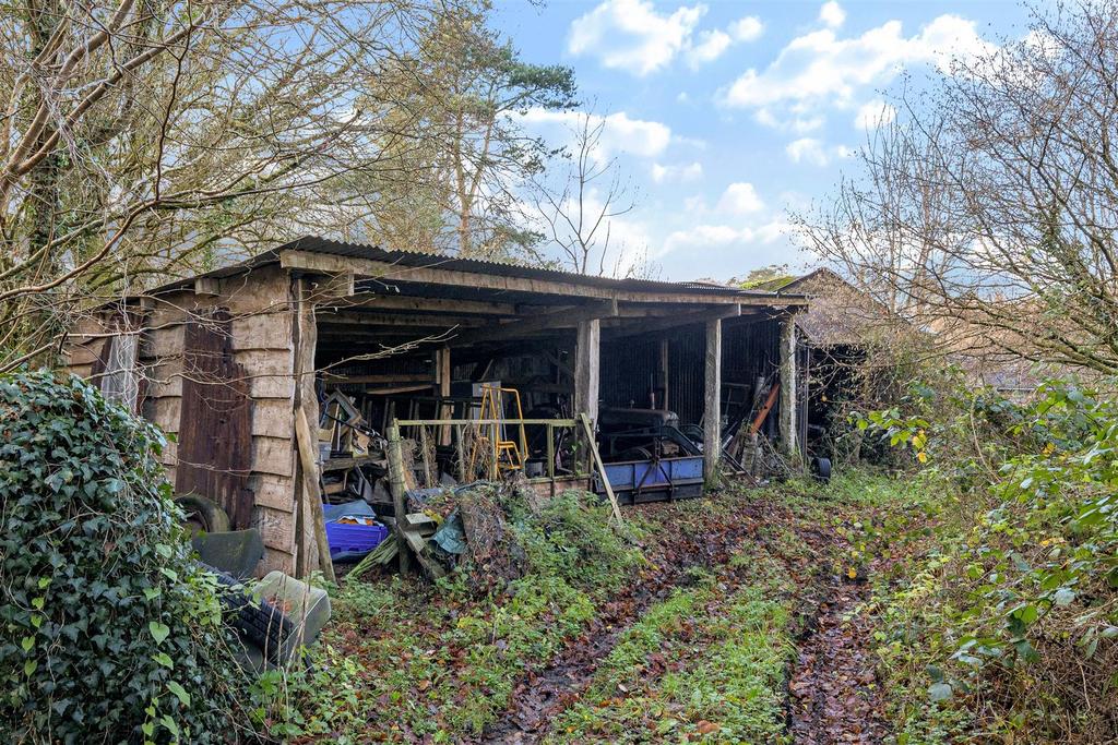 Barn II.jpg