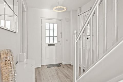 undefined, Mercat Crescent, Airth, FK2