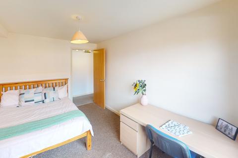 2 bedroom flat to rent, Royal Victoria Court, Gamble Street, Nottingham, Nottinghamshire, NG7