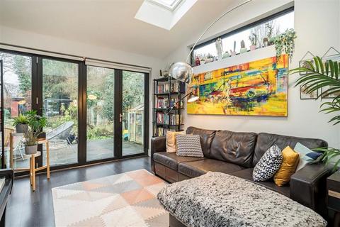 3 bedroom house for sale, Parkcroft Road, London SE12