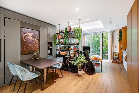 undefined, Cobblestone Square, London E1W