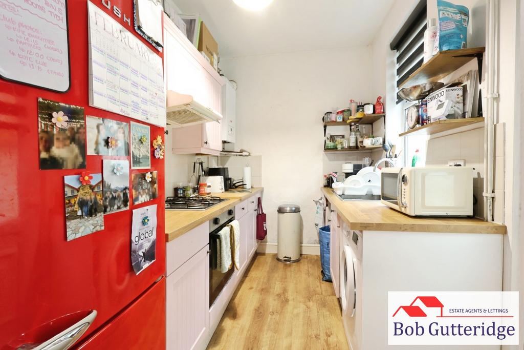 Fitted kitchen