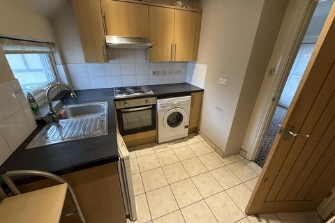 undefined, 4 Bedford Road, Houghton Regis, Dunstable