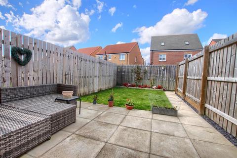undefined, Cades Grove, Ingleby Barwick