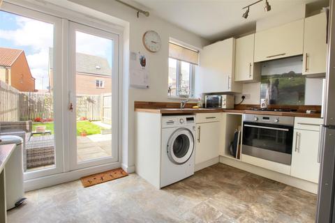 undefined, Cades Grove, Ingleby Barwick