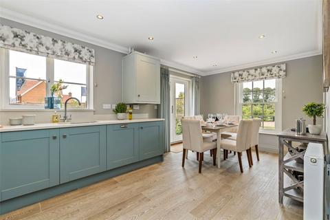 4 bedroom semi-detached house for sale, Brundall Meadows, Links Avenue, Brundall, Norwich, NR13