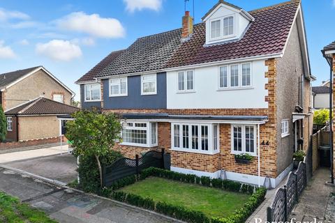 undefined, Laburnham Gardens, Upminster, RM14