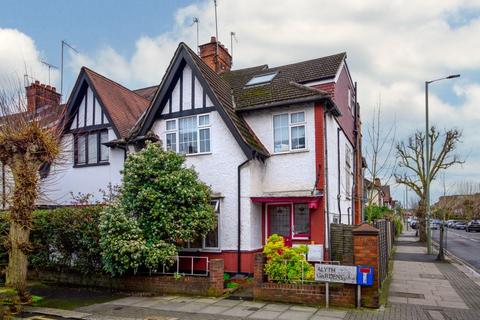 2 bedroom flat for sale, ALYTH GARDENS, LONDON, NW11