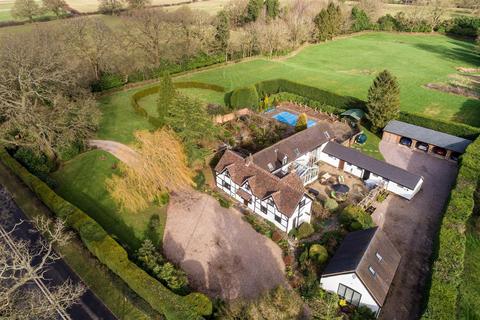 6 bedroom detached house for sale, Warwick Road, Chadwick End, B93