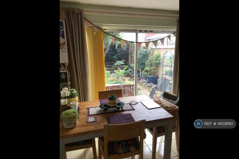 undefined, Oakey Drive, Wokingham, RG40