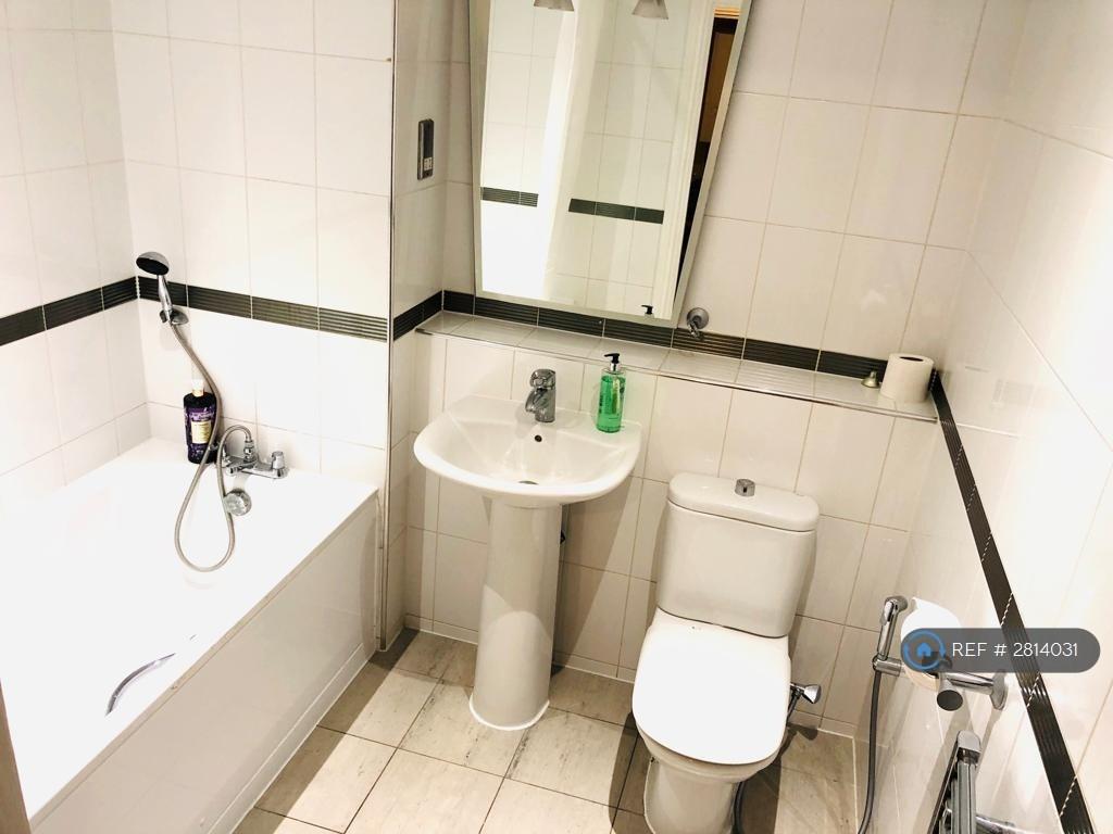 Main Bathroom