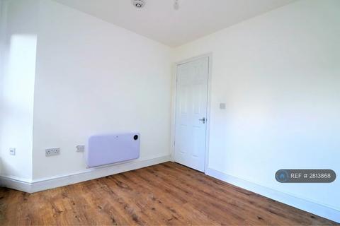 undefined, King Street, Luton, LU1
