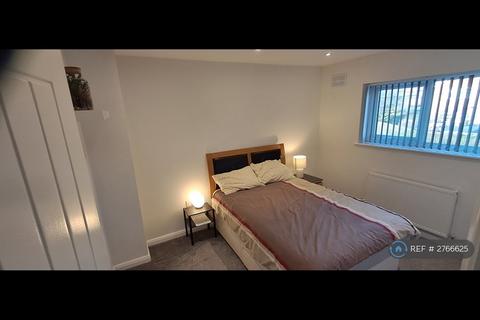 1 bedroom in a house share to rent, Woodview, Nottingham, NG12