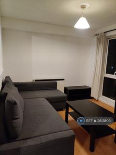 2 bedroom flat to rent, Muggeridge Close, South Croydon, CR2