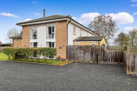 4 bedroom end of terrace house for sale, Stratford-Upon-Avon CV37