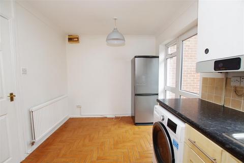 undefined, Beddington Court, Swindon SN3