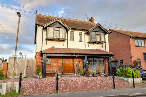 Waarden Road, Canvey Island SS8