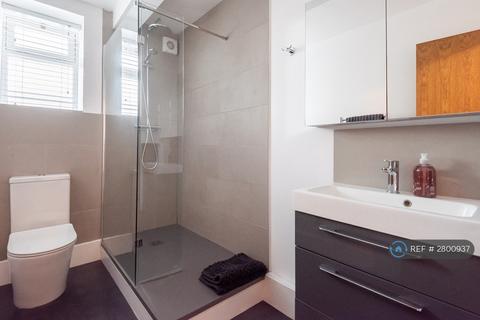 1 bedroom flat to rent, Mount Ephraim, Tunbridge Wells, TN4