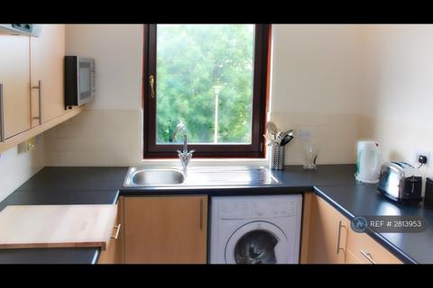 2 bedroom flat to rent, Edinburgh, Edinburgh, EH11